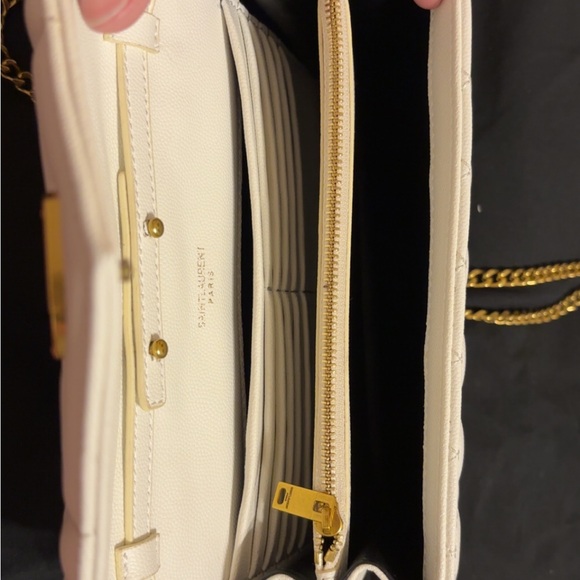 Yves Saint Laurent Ivory Quilted Clutch with Gold Chain - Picture 4 of 5